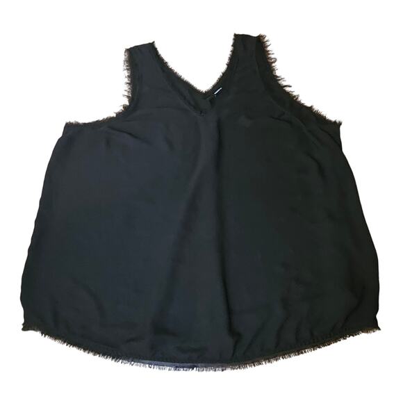 Torrid Tank Top Womens Plus Size 5 Black Vneck Raw Esge Hem Detail (795) - Picture 1 of 6